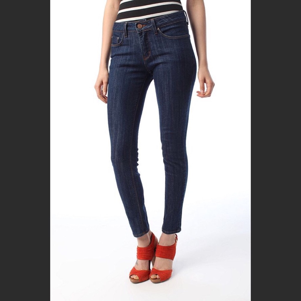 BDG Cigarette Mid-Rise Jean - tinted denim